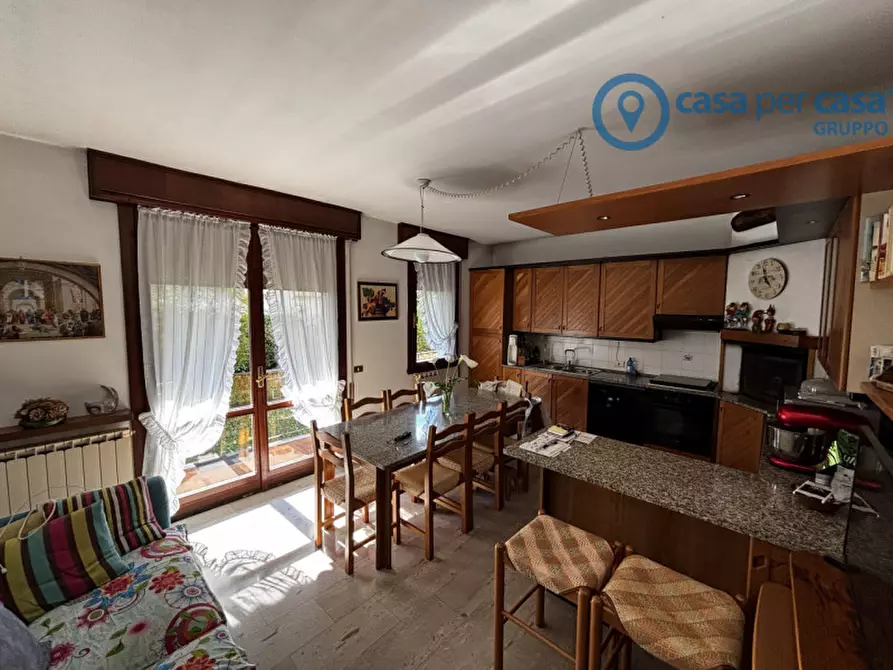 Immagine 2 di Casa bifamiliare in vendita  a Villadose