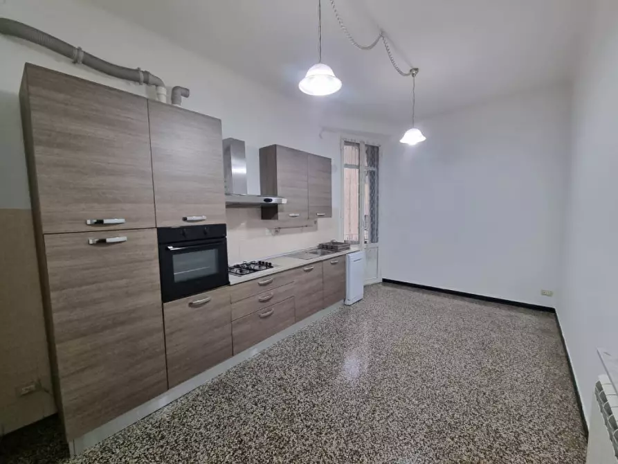 Immagine 11 di Appartamento in affitto  in via barrili a Savona