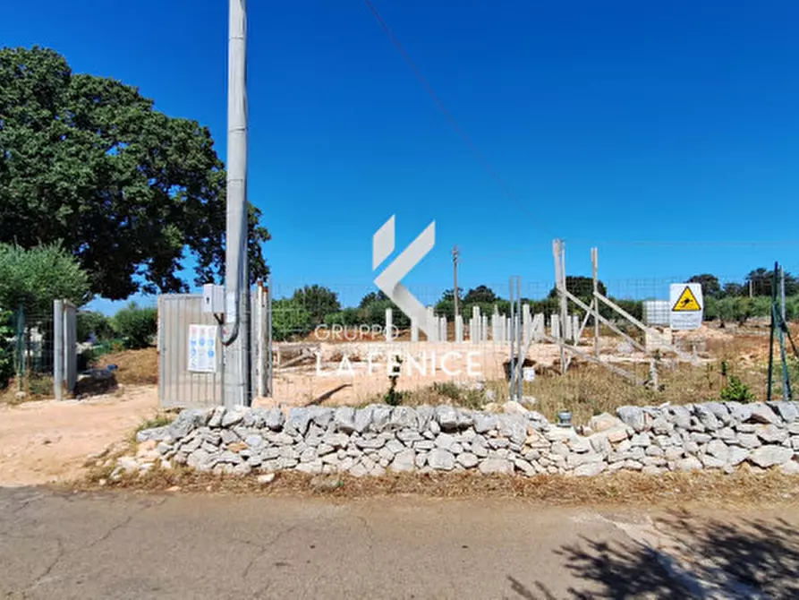 Immagine 7 di Villa in vendita  in contrada Nunzio a Locorotondo