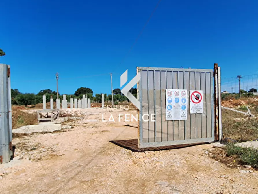 Immagine 10 di Villa in vendita  in contrada Nunzio a Locorotondo