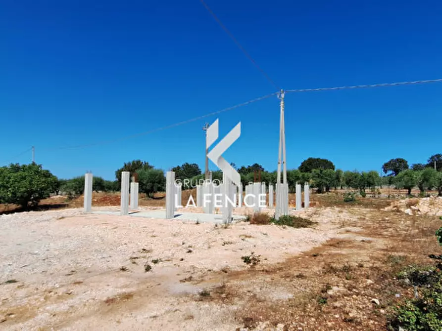 Immagine 12 di Villa in vendita  in contrada Nunzio a Locorotondo