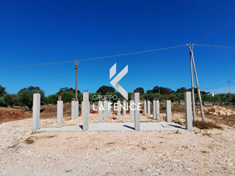 Immagine 14 di Villa in vendita  in contrada Nunzio a Locorotondo