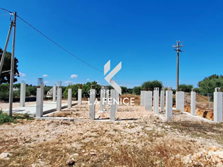 Immagine 23 di Villa in vendita  in contrada Nunzio a Locorotondo