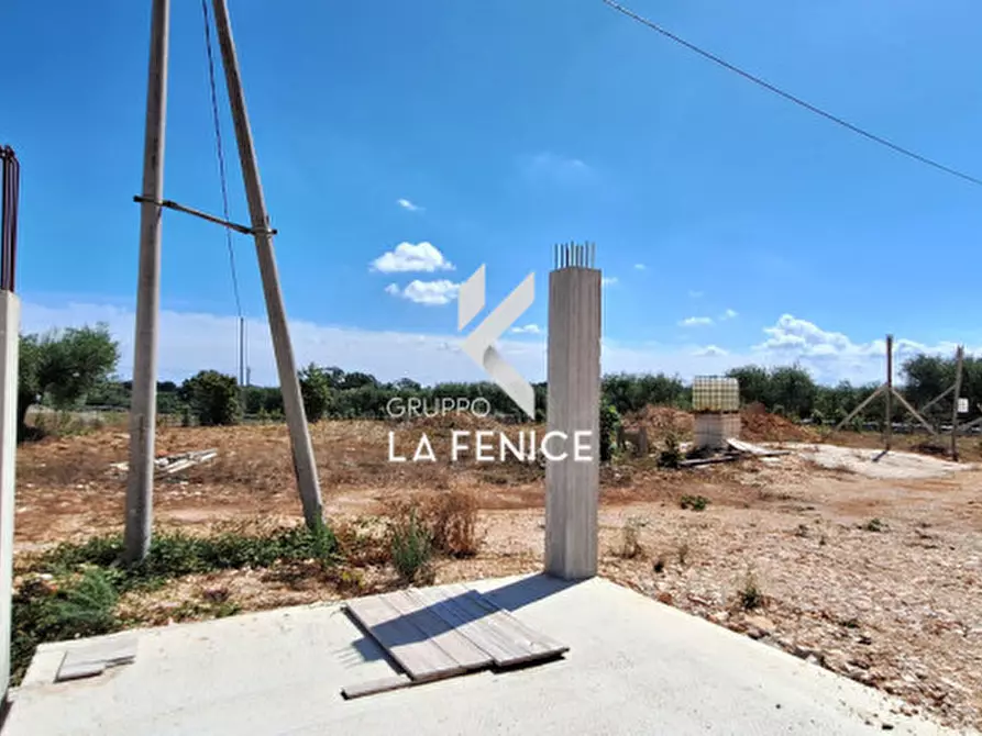 Immagine 32 di Villa in vendita  in contrada Nunzio a Locorotondo