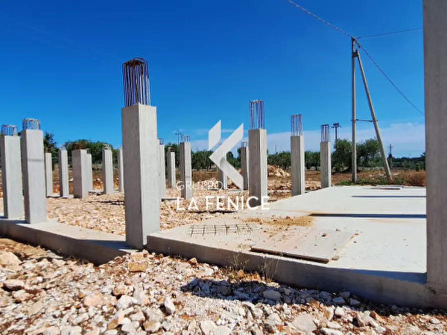 Immagine 35 di Villa in vendita  in contrada Nunzio a Locorotondo