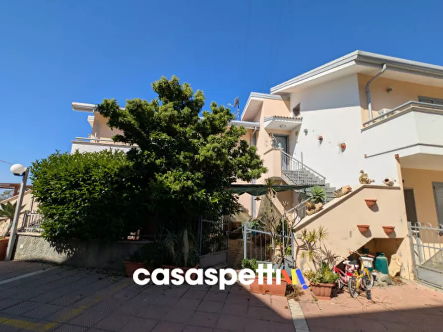 Immagine 4 di Villetta a schiera in vendita  in Via Aladà a San Lorenzo