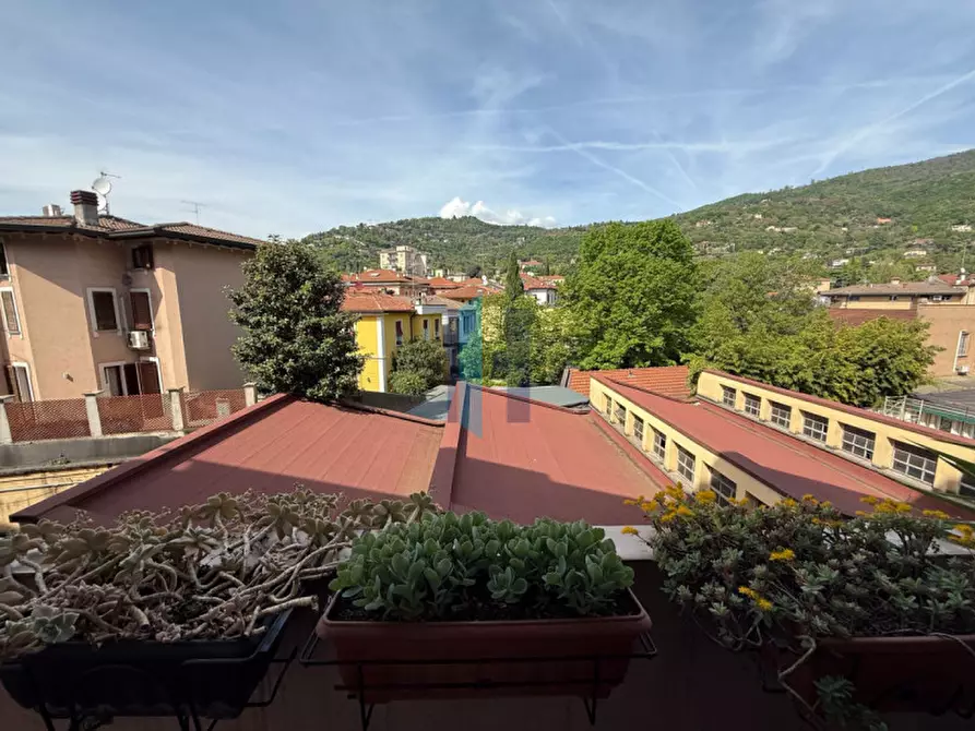 Immagine 16 di Appartamento in vendita  in Viale del Piave 93 a Brescia