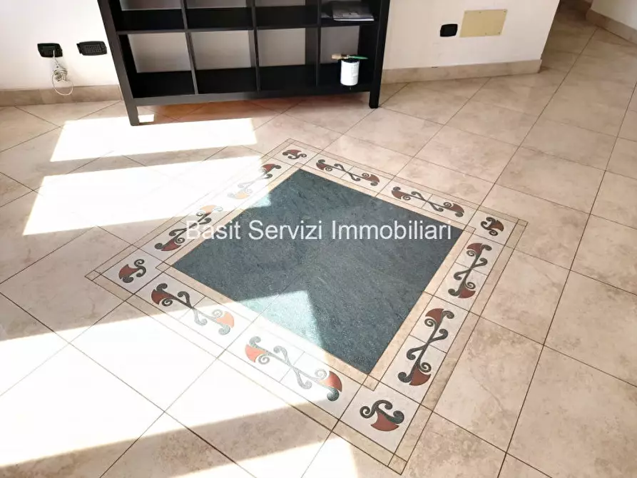 Immagine 7 di Appartamento in vendita  in Via dei Buonvisi a Roma