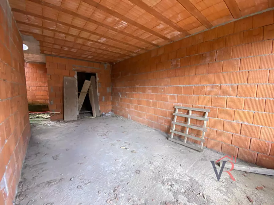 Immagine 5 di Rustico / casale in vendita  a Dello