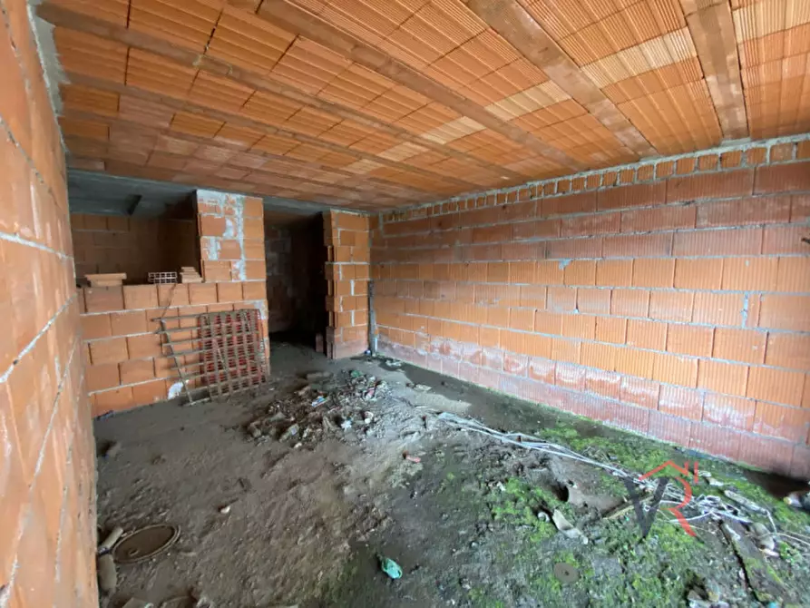 Immagine 6 di Rustico / casale in vendita  a Dello