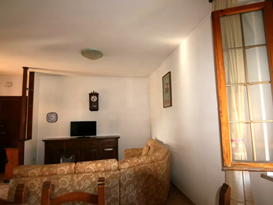 Immagine 7 di Appartamento in vendita  a Sinalunga