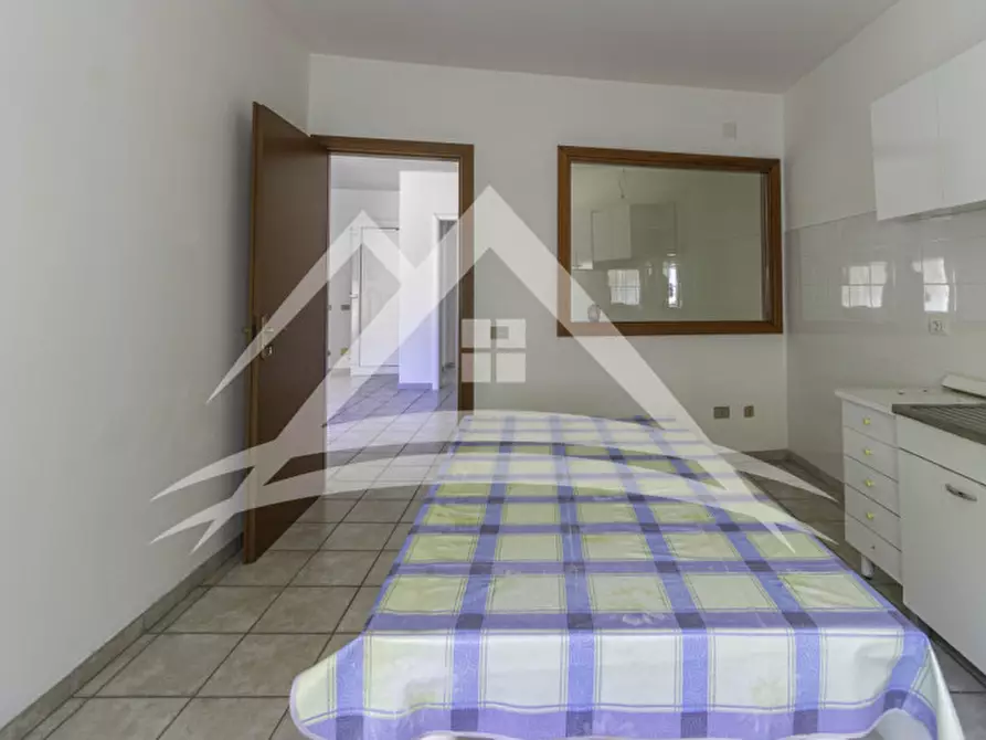 Immagine 12 di Negozio in vendita  in Via Lungomare balai, 14 a Porto Torres