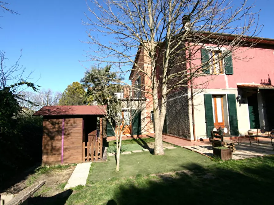 Immagine 3 di Villetta a schiera in vendita  a Montepulciano