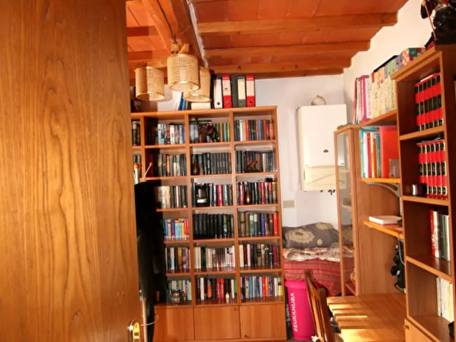 Immagine 14 di Villetta a schiera in vendita  a Montepulciano