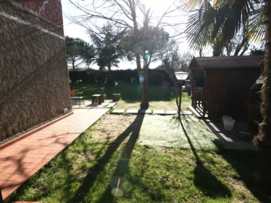 Immagine 17 di Villetta a schiera in vendita  a Montepulciano