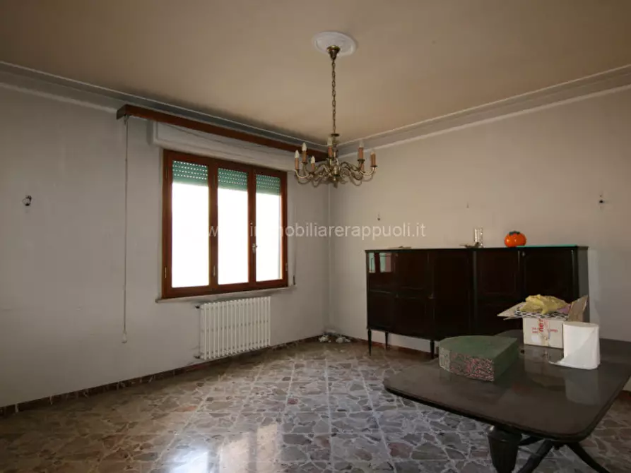 Immagine 1 di Appartamento in vendita  a Rapolano Terme