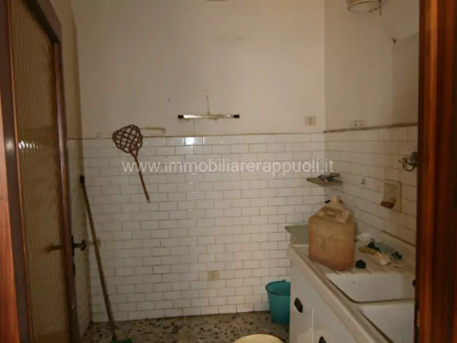Immagine 5 di Appartamento in vendita  a Rapolano Terme