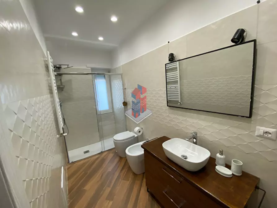 Immagine 14 di Appartamento in vendita  in CAPODICHINO - VIA SOGLIANO a Napoli