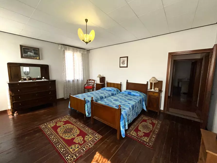 Immagine 19 di Palazzo in vendita  in Via Roma a Noventa Vicentina