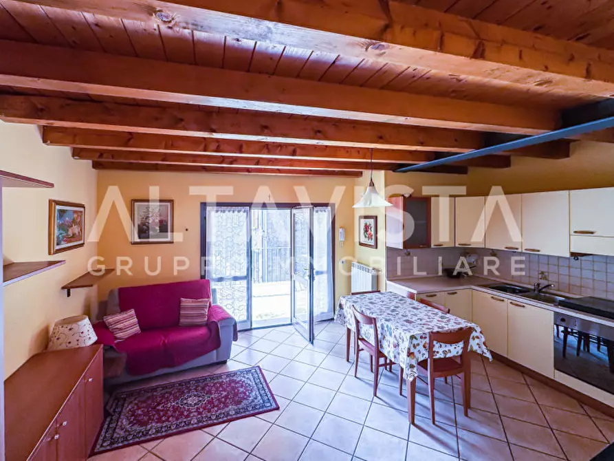 Immagine 2 di Appartamento in vendita  in Via Monte a Gavardo