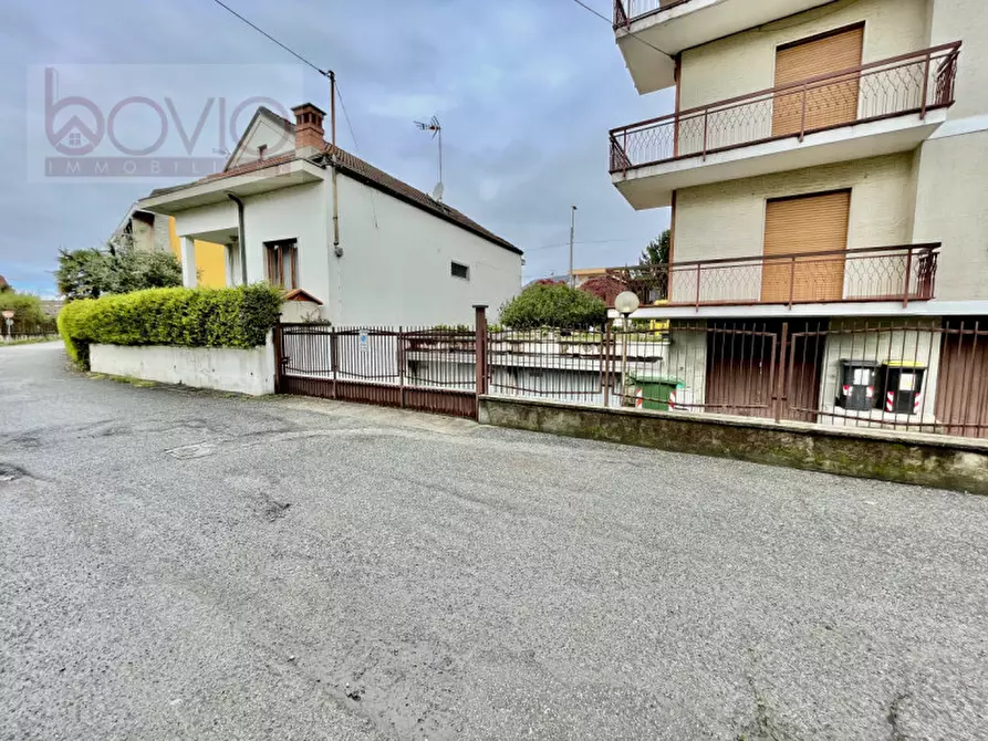 Immagine 4 di Magazzino in vendita  in Via Speranza a San Mauro Torinese