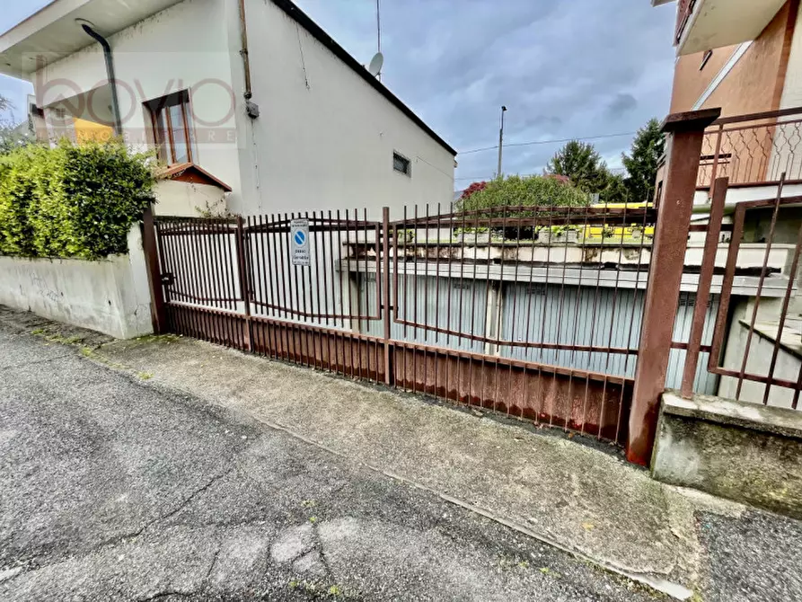 Immagine 9 di Magazzino in vendita  in Via Speranza a San Mauro Torinese