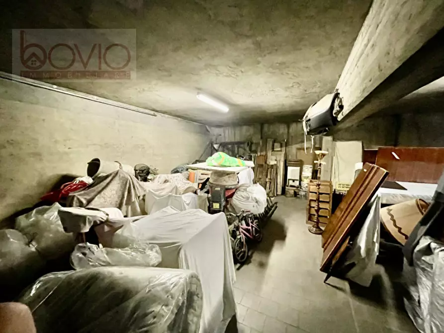 Immagine 30 di Magazzino in vendita  in Via Speranza a San Mauro Torinese