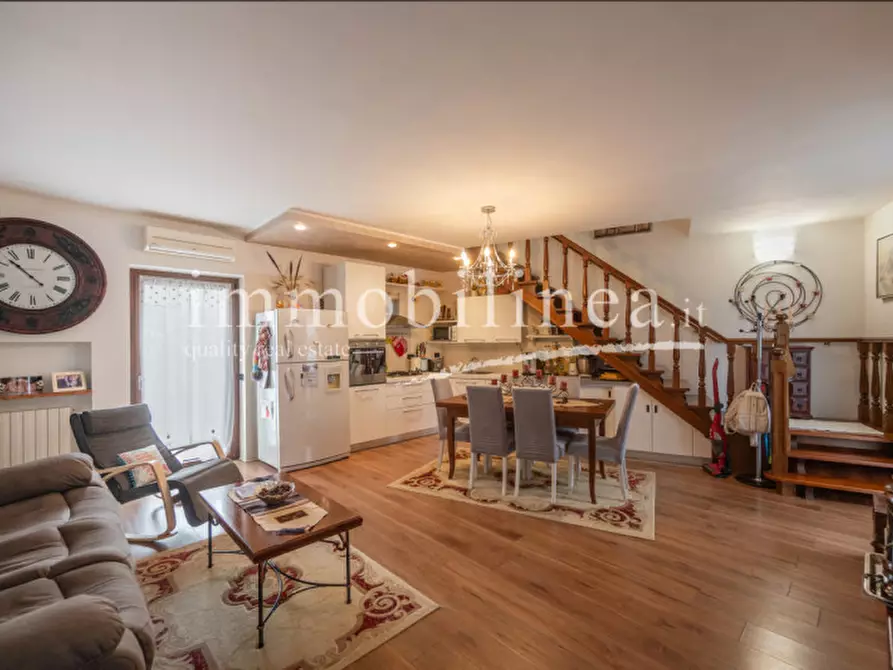 Immagine 10 di Villetta a schiera in vendita  in Via Malcanton a Lazise