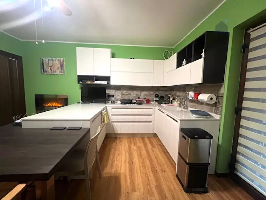 Immagine 6 di Appartamento in vendita  a Castenedolo