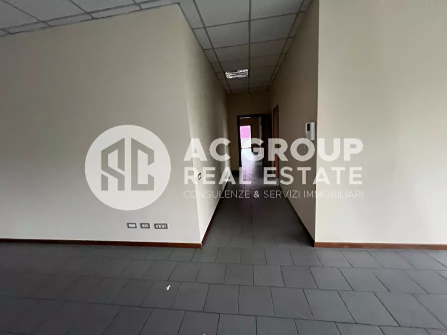 Immagine 13 di Ufficio in vendita  in Via Lazzaroni a Saronno