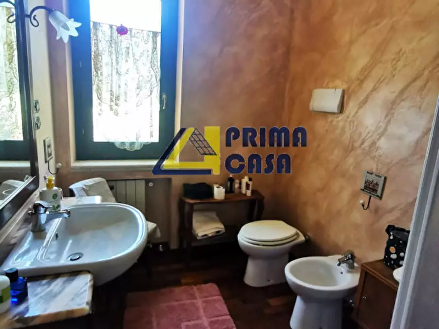 Immagine 12 di Villa in vendita  in Via delle Tre Fontane a Catanzaro