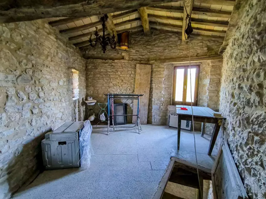Immagine 5 di Rustico / casale in vendita  in Monterone a Sestino