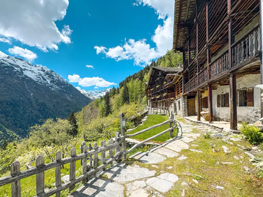 Immagine 1 di Rustico / casale in vendita  in frazione Oro a Alagna Valsesia