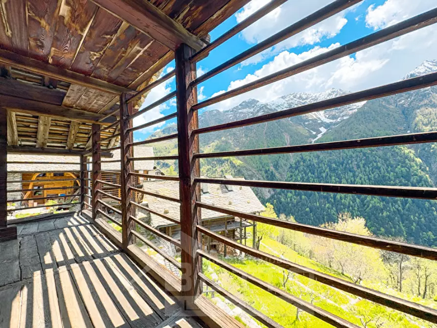 Immagine 3 di Rustico / casale in vendita  in frazione Oro a Alagna Valsesia