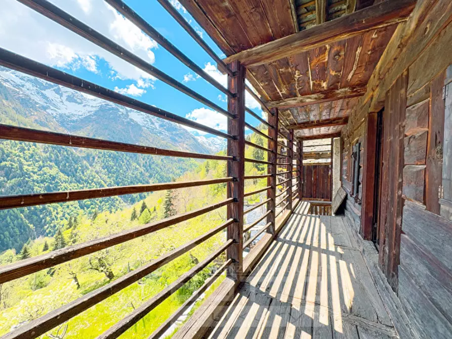 Immagine 5 di Rustico / casale in vendita  in frazione Oro a Alagna Valsesia