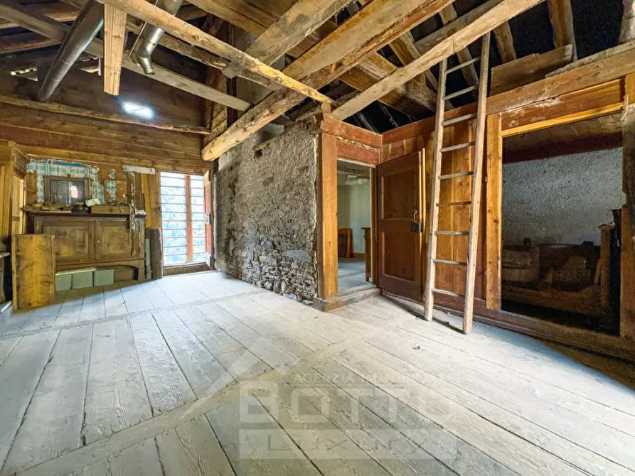 Immagine 29 di Rustico / casale in vendita  in frazione Oro a Alagna Valsesia