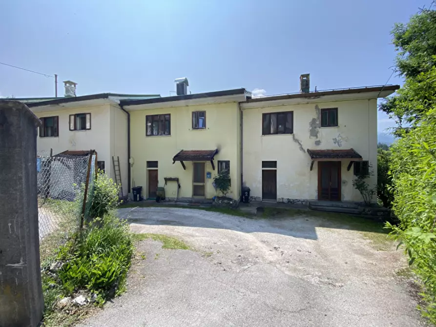 Immagine 23 di Villetta a schiera in vendita  in Via G. Fabbro,17 a Vigo Di Cadore