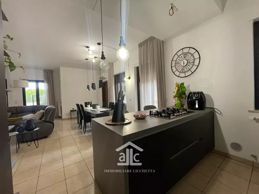 Immagine 17 di Appartamento in vendita  in Via Domenico delle site 9 a Lecce