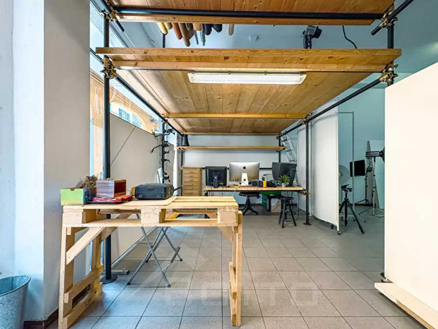 Immagine 1 di Negozio in vendita  in via carrobio 14 a Omegna