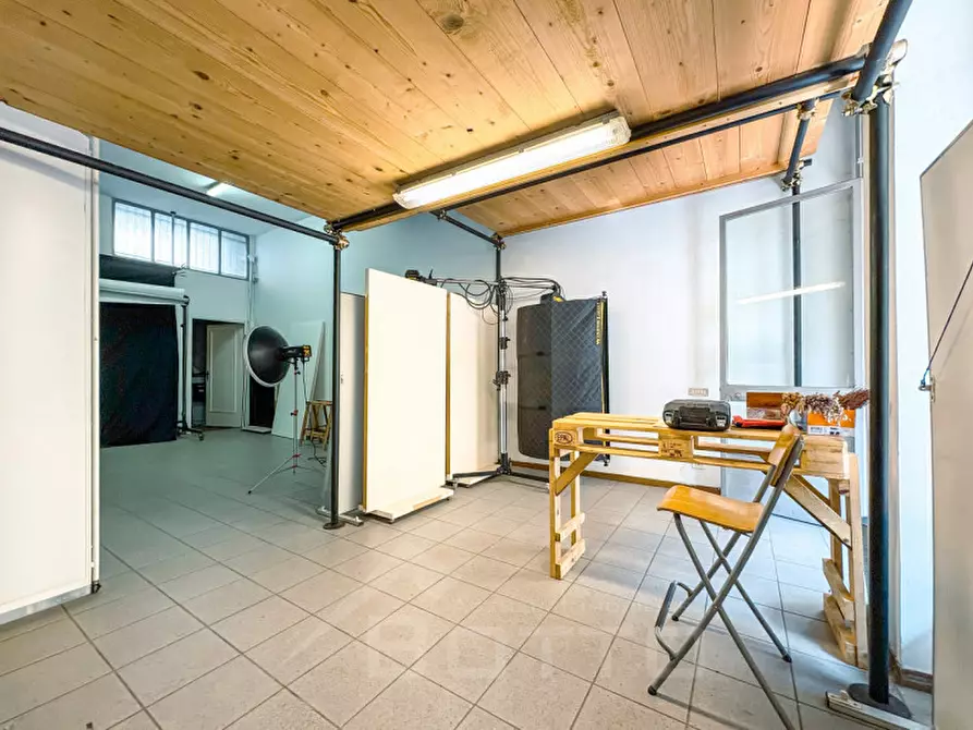 Immagine 7 di Negozio in vendita  in via carrobio 14 a Omegna