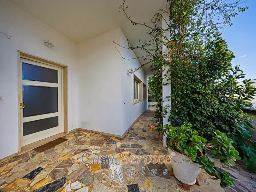 Immagine 31 di Casa indipendente in affitto  in Via Bologna a Racale