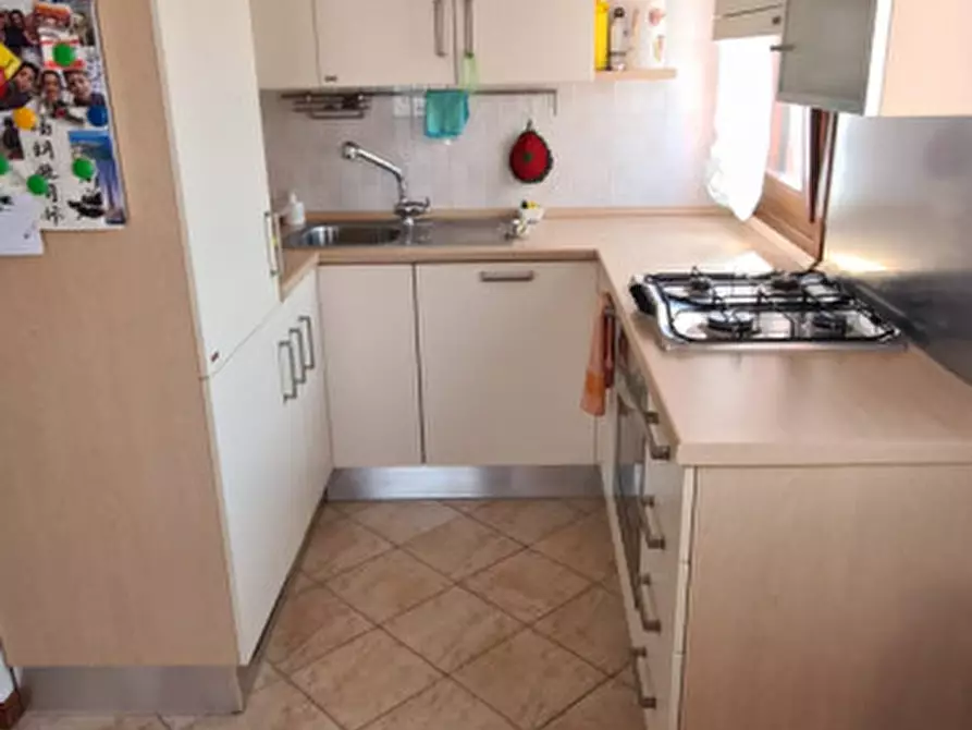 Immagine 2 di Appartamento in vendita  a Montegrotto Terme