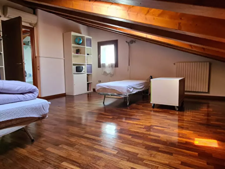 Immagine 6 di Appartamento in vendita  a Montegrotto Terme