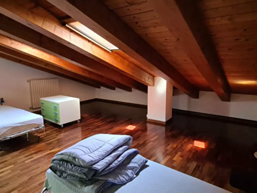 Immagine 14 di Appartamento in vendita  a Montegrotto Terme