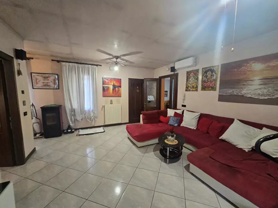 Immagine 12 di Casa bifamiliare in vendita  in Strà a Stra