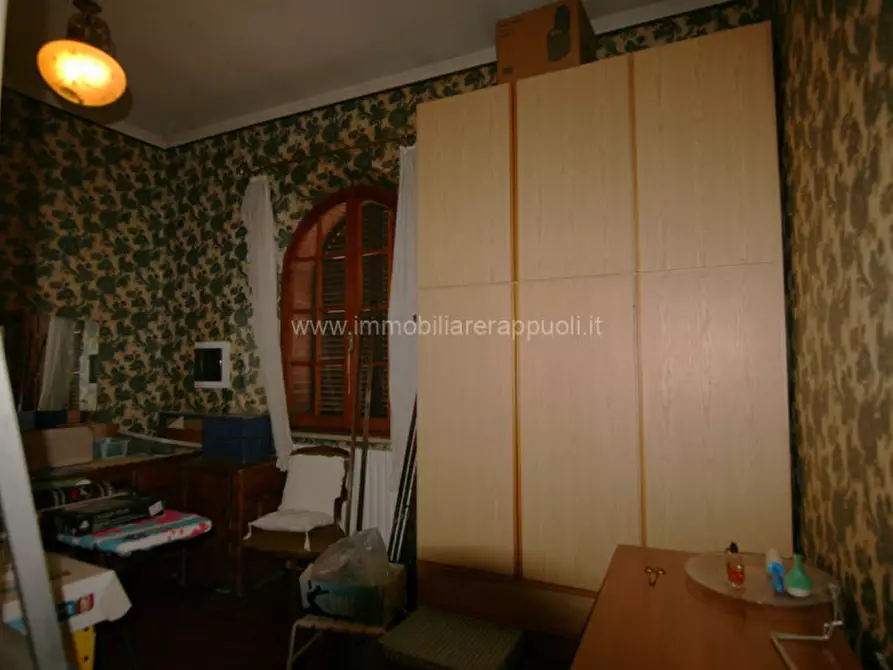 Immagine 11 di Villa in vendita  a Sinalunga