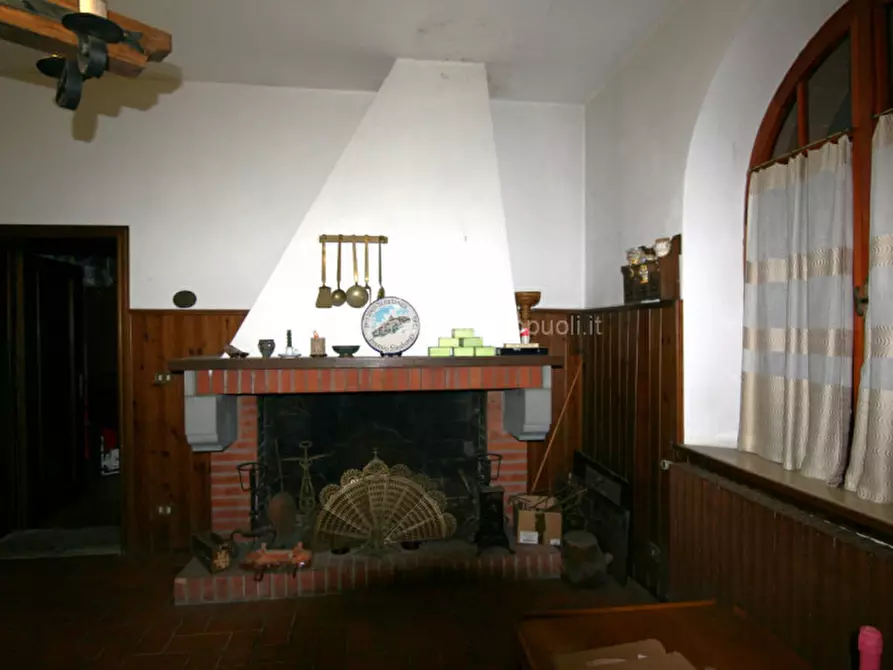 Immagine 17 di Villa in vendita  a Sinalunga