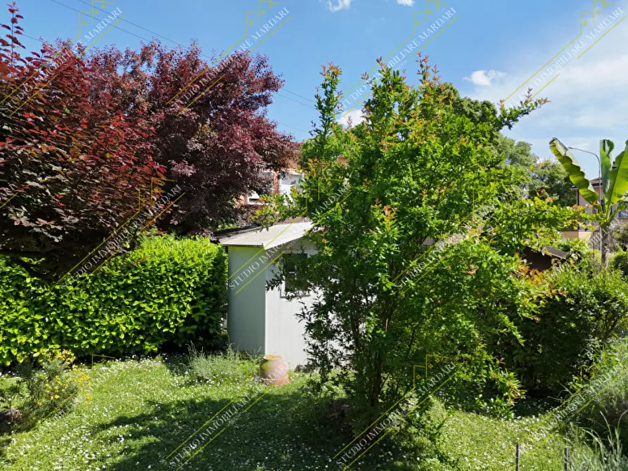 Immagine 10 di Villetta a schiera in vendita  in Via Dei Giacinti a Modena