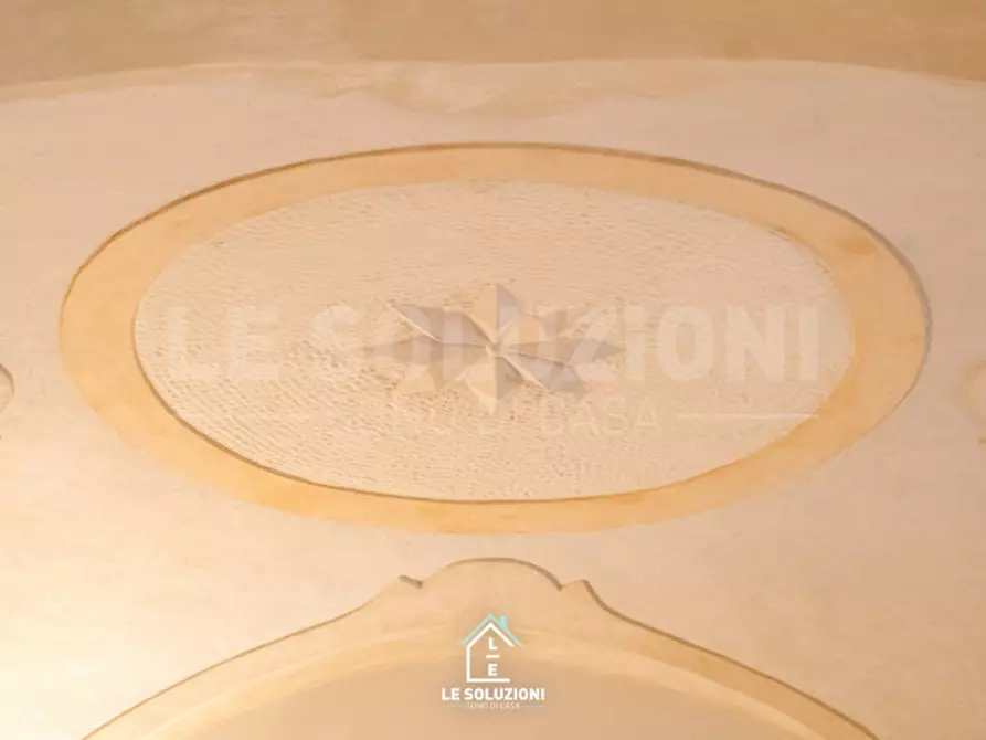 Immagine 14 di Appartamento in vendita  in vico II santa lucia 46 a Putignano