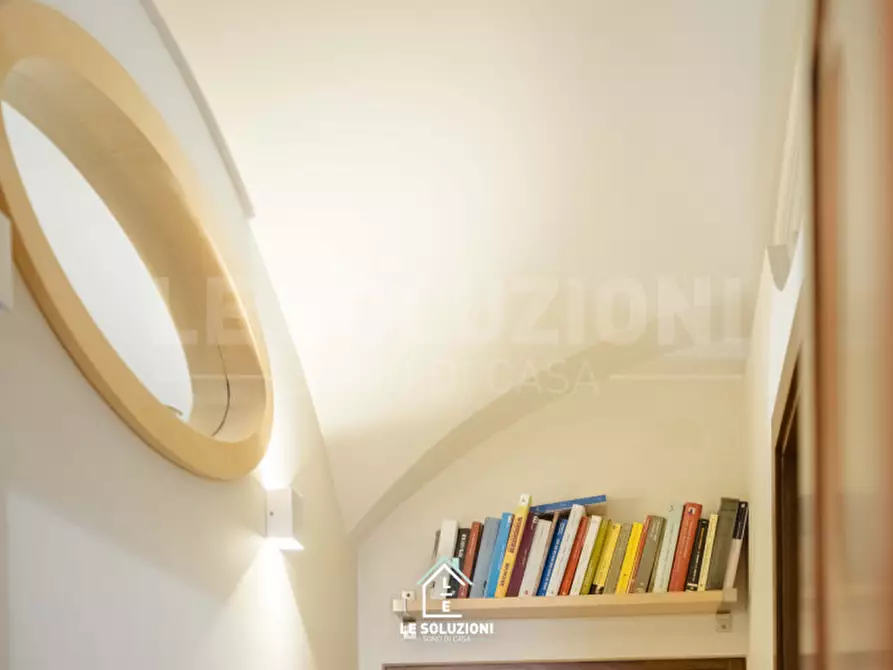 Immagine 21 di Appartamento in vendita  in vico II santa lucia 46 a Putignano